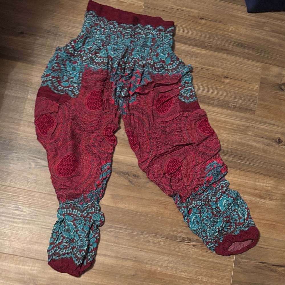 Women's Red and Teal Patterned Ankle Pants